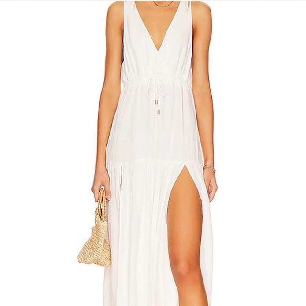 Elegant White Maxi Dress with Slit